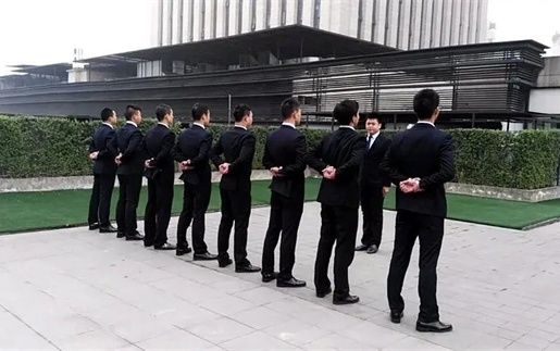 松江区信贷风险化解：老司机告诉你如何用合法手段保障资金安全